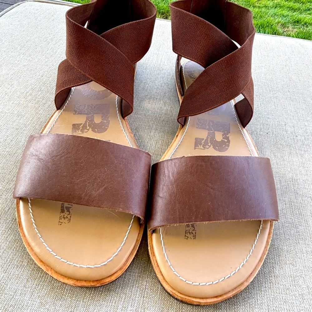 Sorel Ella Chestnut Brown Strappy Sandals Size 10